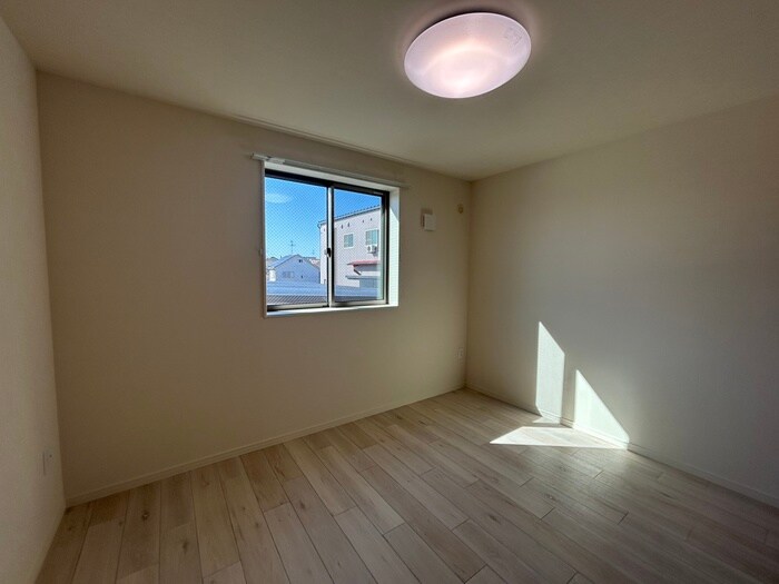 物件内観写真17　(居室)