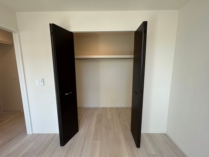 物件内観写真18　(収納)