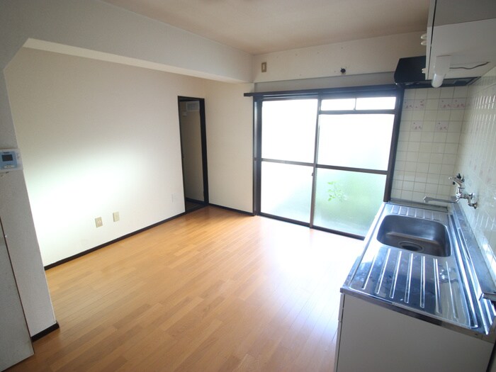 物件内観写真10　(居室)