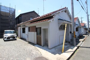 庄1-4-22貸家外観写真