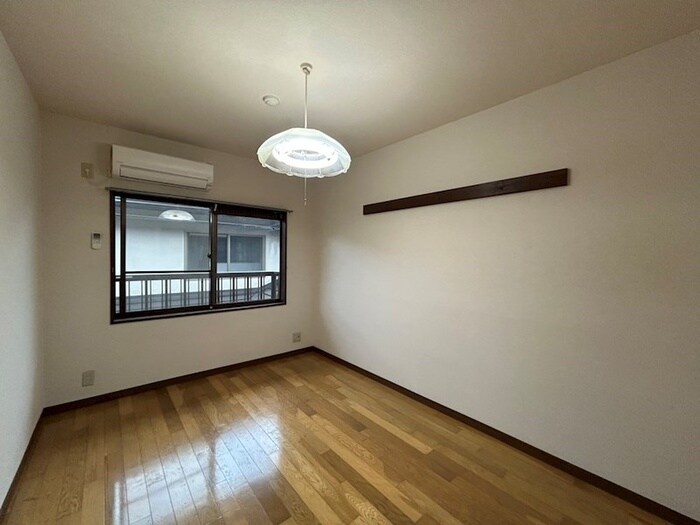 物件内観写真6　(居室)