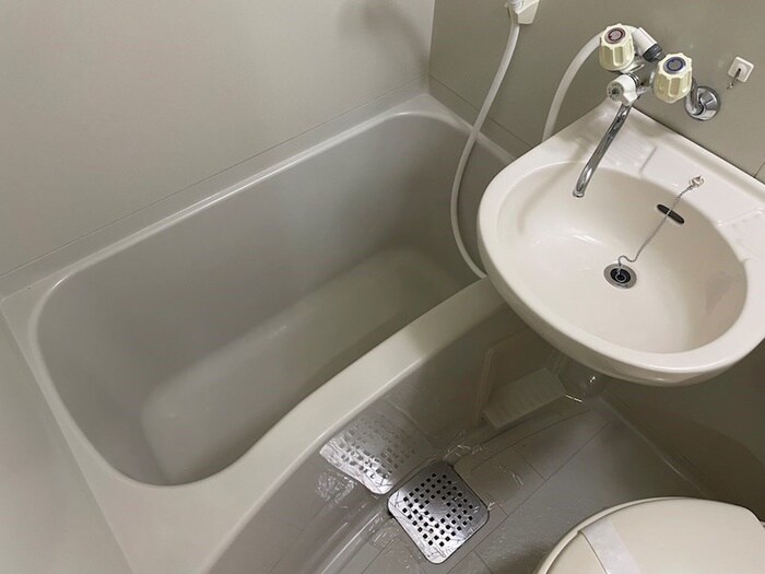 物件内観写真12　(バス／シャワールーム等)