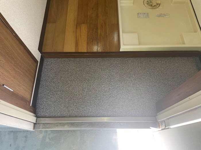 物件内観写真18　(玄関)