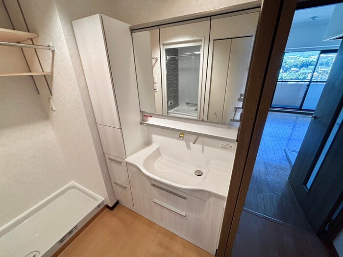 物件内観写真11　(洗面)