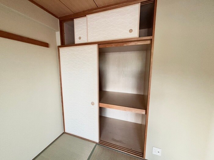 物件内観写真13　(収納)