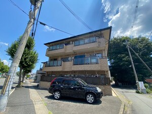 メゾンフェニックス外観写真