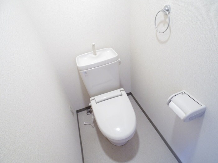 物件内観写真15　(トイレ)