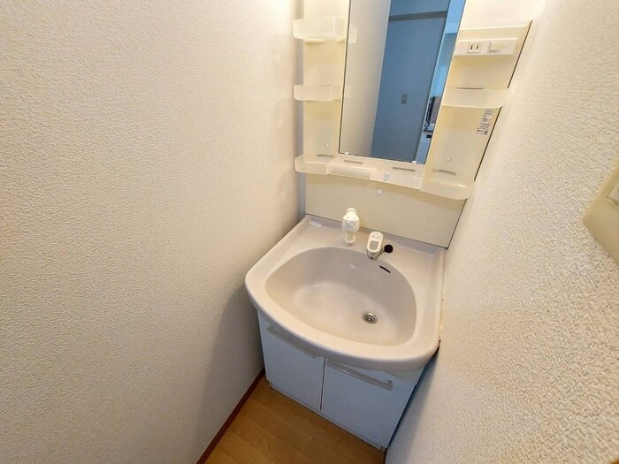 物件内観写真15　(洗面)