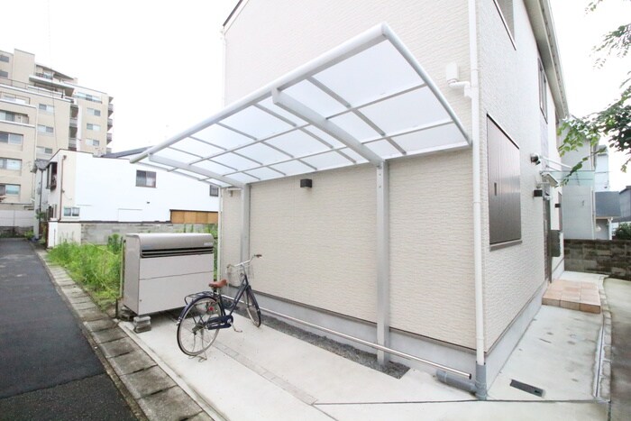 物件外観写真3　(駐輪場)