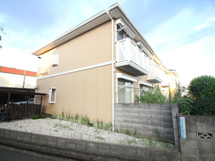 物件外観写真2　(外観写真)