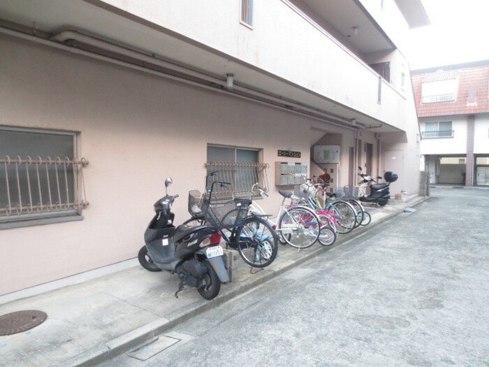 物件外観写真2　(外観写真)