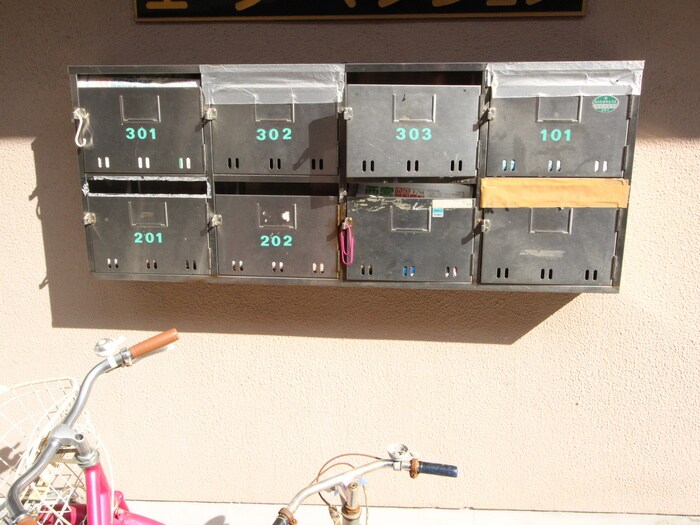 物件外観写真4　(建物設備)