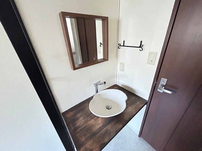 物件内観写真11　(洗面)