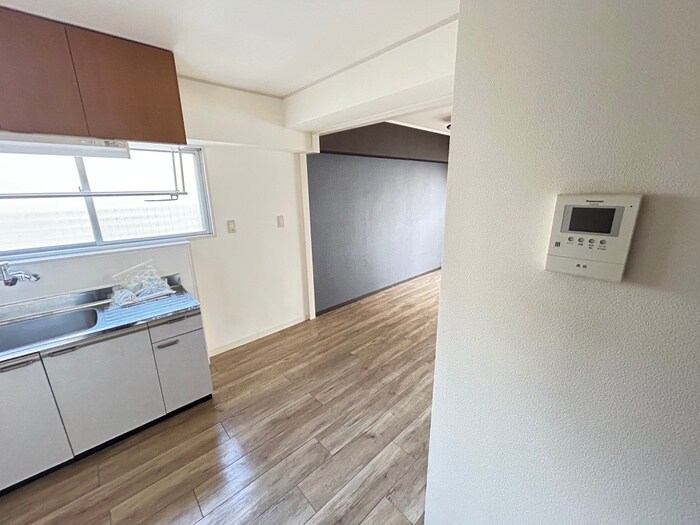 物件内観写真18　(居室)