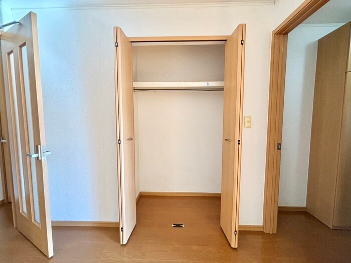 物件内観写真11　(収納)