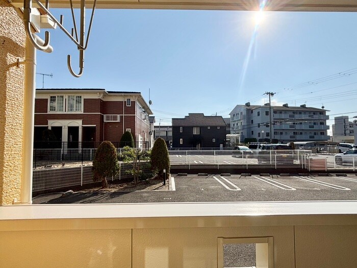 物件内観写真15　(室内からの展望)