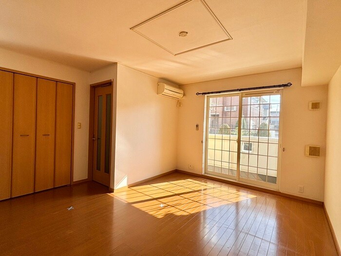 物件内観写真17　(居室)