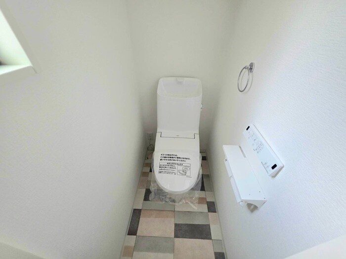 物件内観写真10　(トイレ)