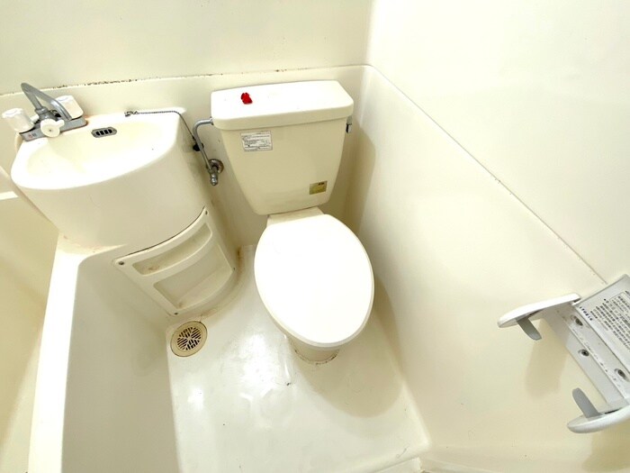 物件内観写真12　(トイレ)