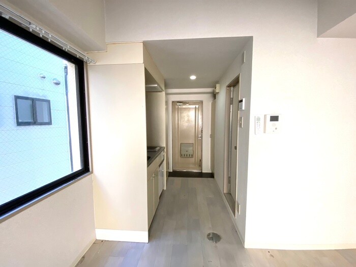 物件内観写真15　(廊下)