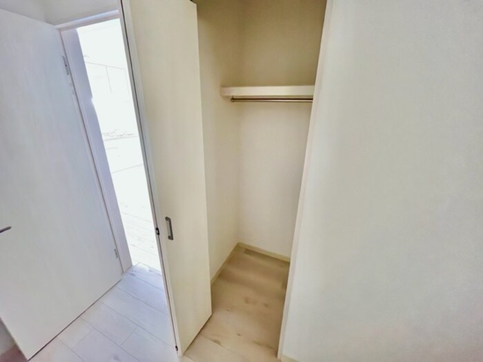 物件内観写真21　(収納)