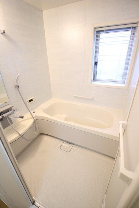 物件内観写真9　(バス／シャワールーム等)