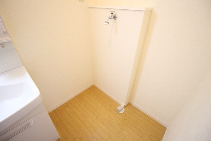 物件内観写真19　(洗濯機置場)