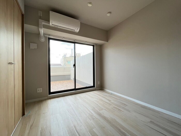 物件内観写真10　(居室)