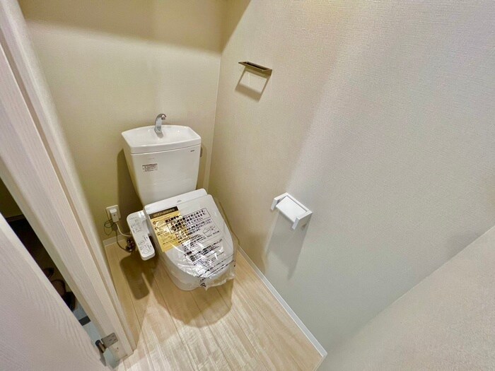 物件内観写真14　(トイレ)