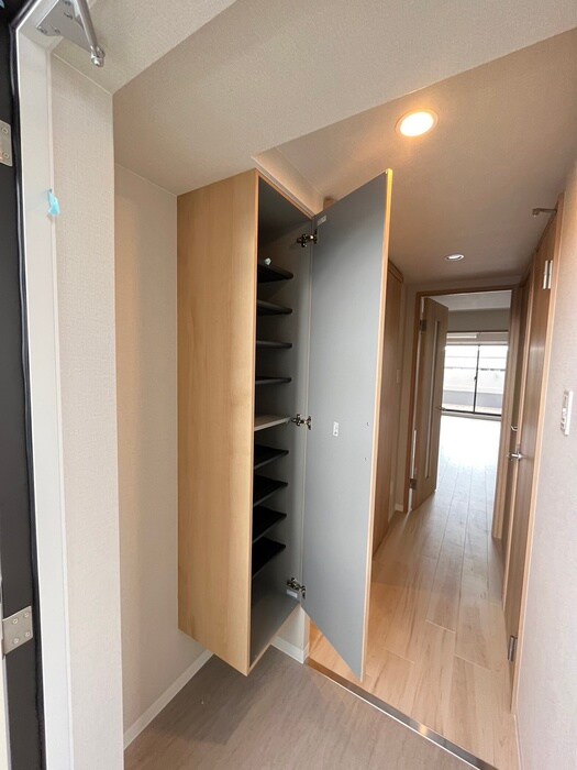 物件内観写真18　(靴箱)