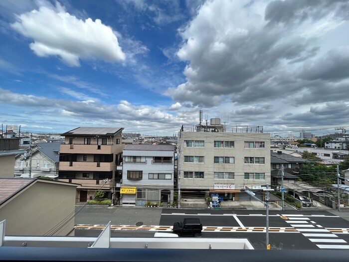 物件内観写真22　(室内からの展望)