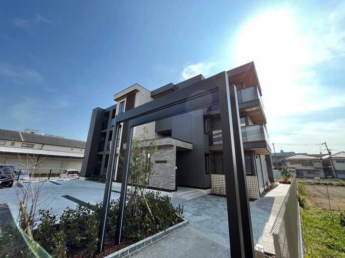 物件外観写真1　(外観写真)