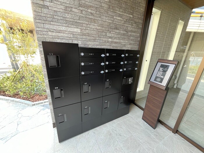 物件外観写真4　(建物設備)