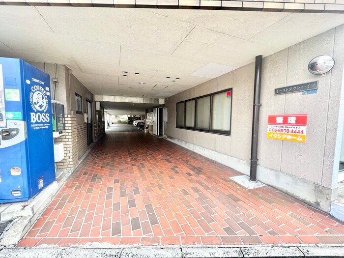 物件外観写真5　(エントランス部分)