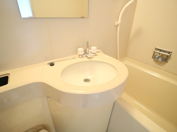 物件内観写真13　(洗面)