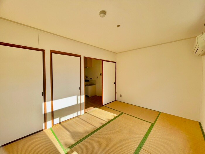 物件内観写真7　(居室)