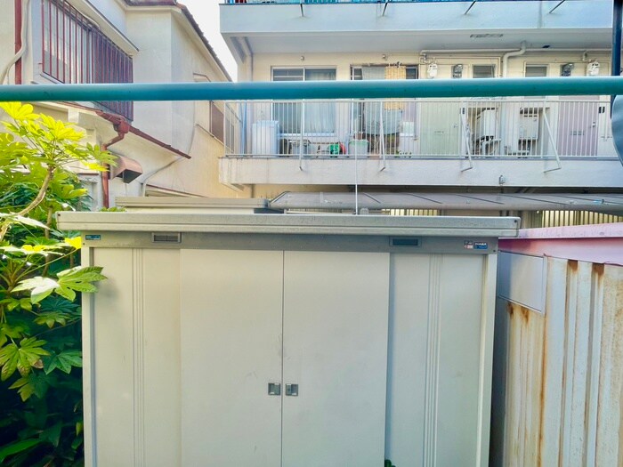 物件内観写真17　(室内からの展望)