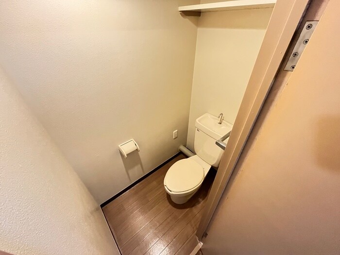 物件内観写真11　(トイレ)