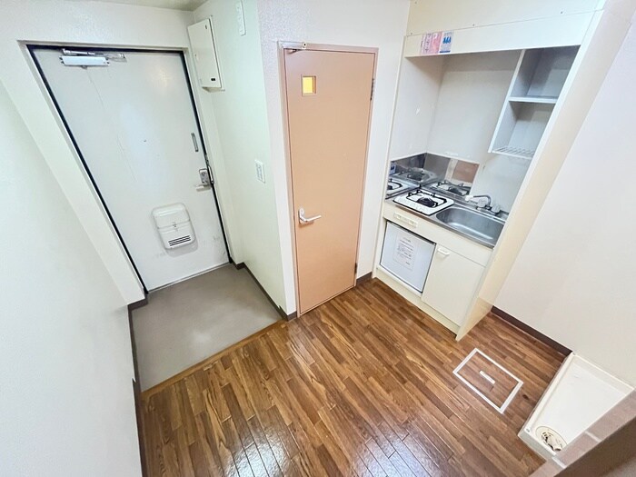 物件内観写真13　(廊下)