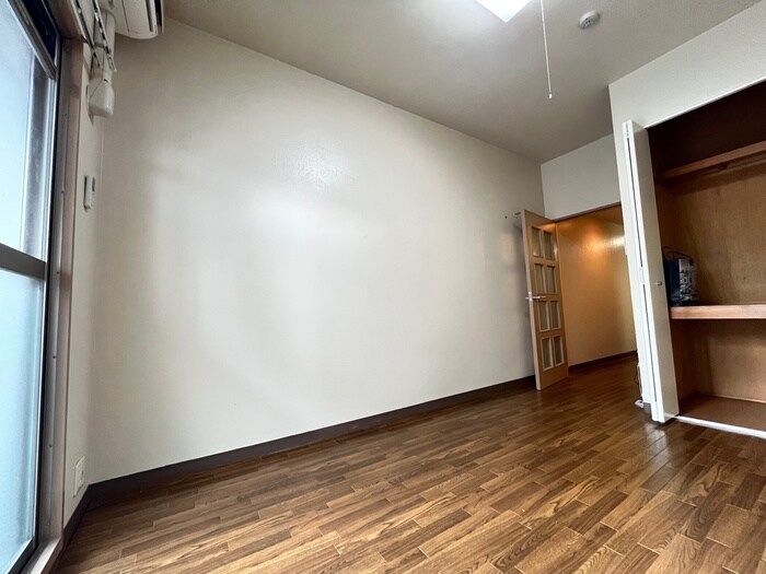 物件内観写真15　(居室)