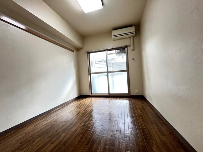 物件内観写真18　(居室)