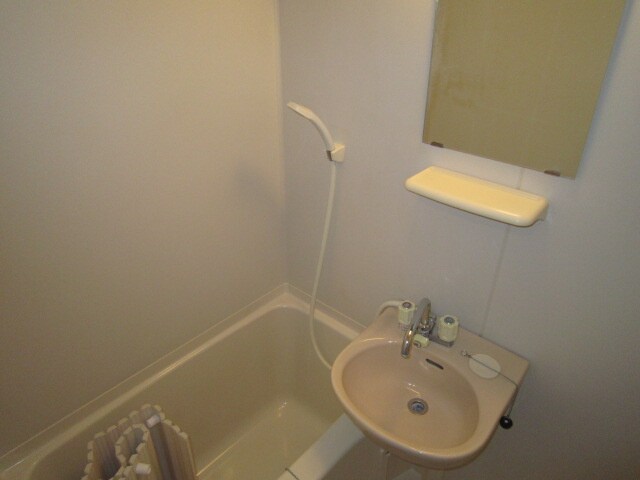 物件内観写真7　(バス／シャワールーム等)
