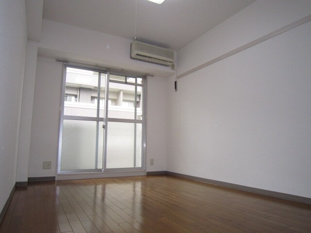 物件内観写真11　(居室)