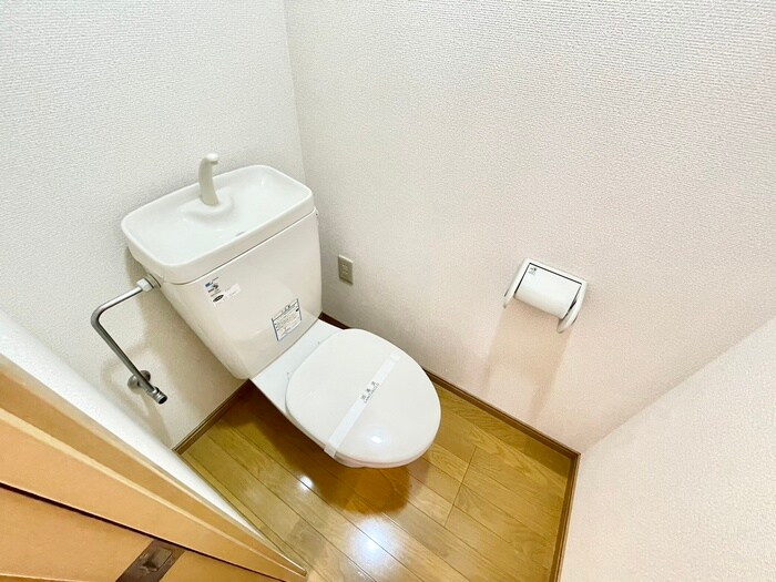 物件内観写真14　(トイレ)