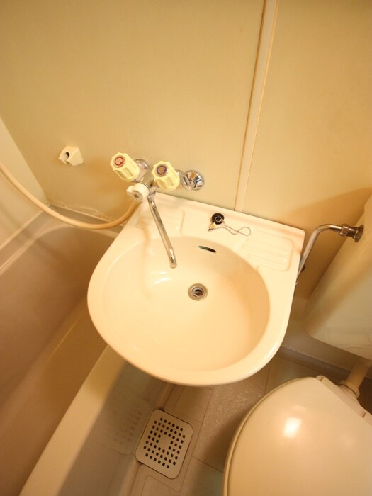 物件内観写真9　(洗面)