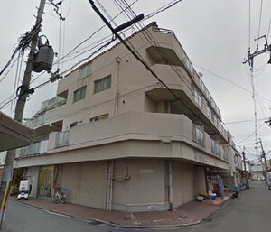 宝蔵マンション外観写真
