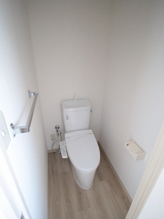 物件内観写真11　(トイレ)