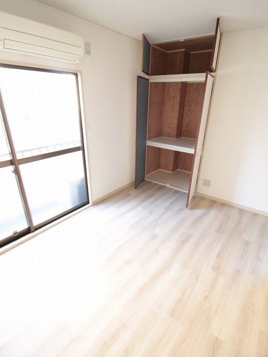 物件内観写真14　(居室)