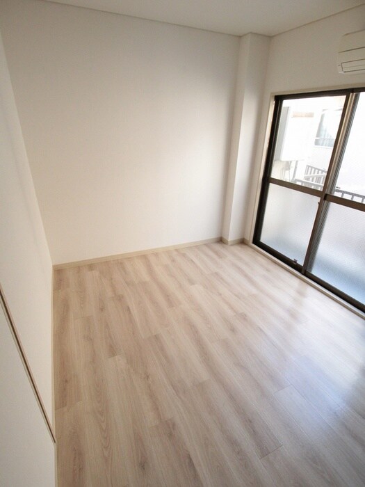 物件内観写真22　(居室)