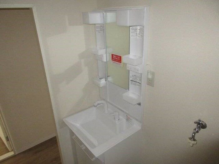 物件内観写真9　(洗面)